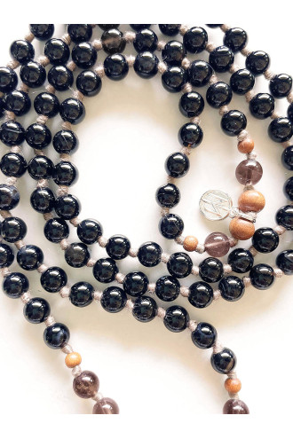 Light & Dark Mala con Gemas naturales y Sándalo. Collar de meditación y yoga. 2