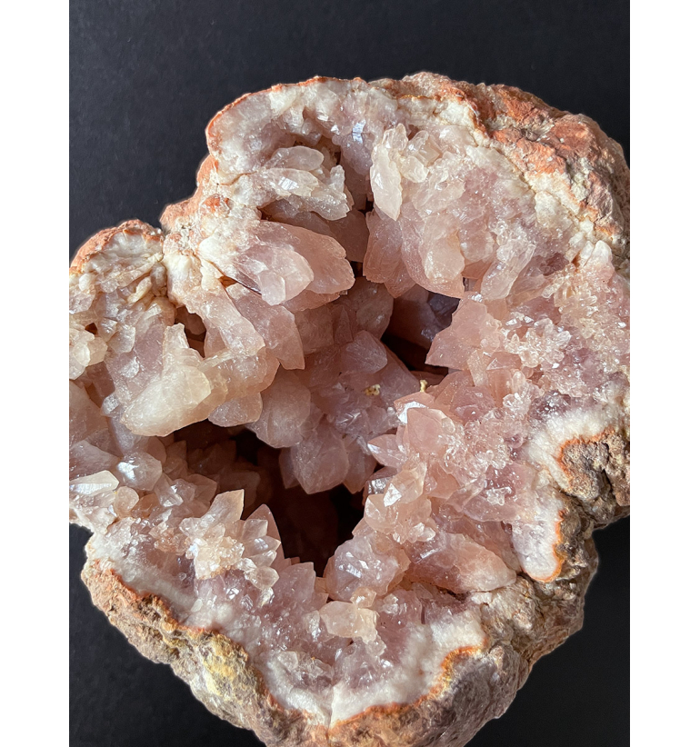 Geoda Amatista rosa 541gr