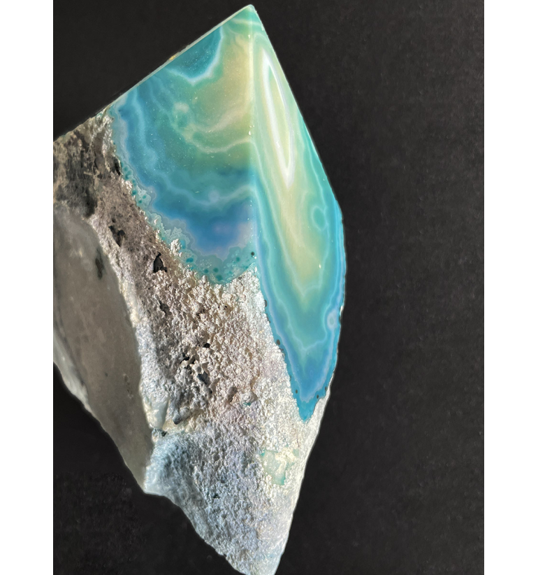 Punta semipulida Ágata verdemar 755gr