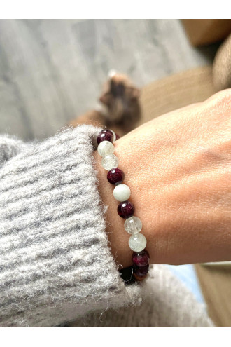 Moonrise pulsera con Gemas naturales y Rudraksha sostenible 2